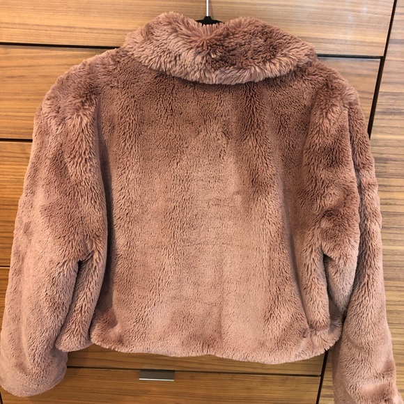 Urban Outfitters Oversized Faux Fir Snap Front Collared Coat - Picture 3 of 7